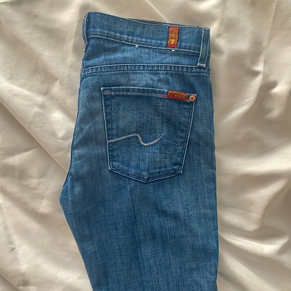 7 For All Mankind Charlize flare jeans in light wash Size 29 but fit like a 28. - Picture 7 of 12